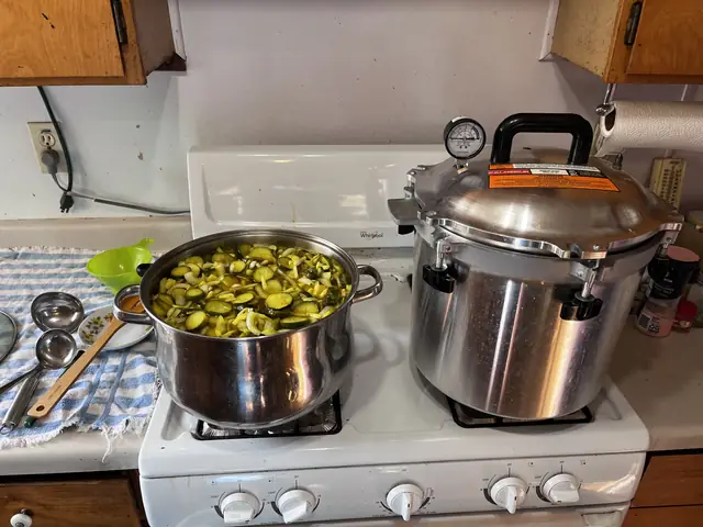 Canning bread and butter pickles